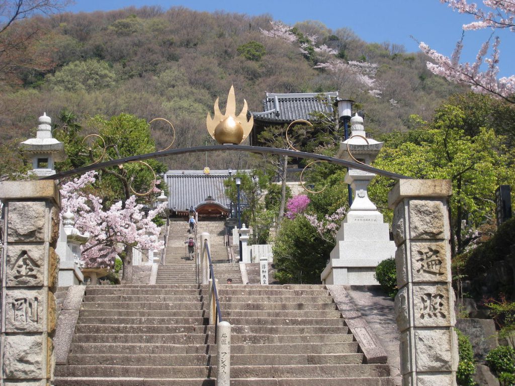 神呪寺